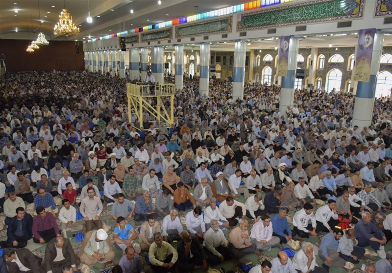 کرمان| پشتیبانی از نظام مهم‌ترین نکته حضور مردم در نماز جمعه است