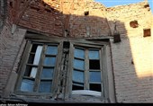 سرای حاج یوسف اردبیل مقاوم نیست/ بازاریان فورا "سرا" را تخلیه کنند
