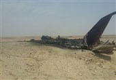 Fighter Jet Crashes in Central Iran (+Photos)