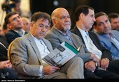 عباس آخوندی وزیر راه و شهرسازی در مراسم رونمایی و تقدیر از ایده‌های پایانه هوایی ایران‌ شهر