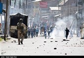 Indian Troops Enforce Lockdown to Foil Kashmir Public March