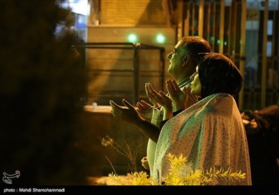 Laylat al-Qadr Marked by Worshippers in Tehran’s Shah-Abdol-Azim Shrine