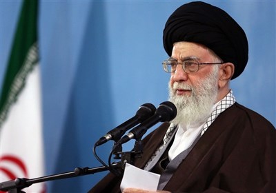 امام خامنهای: مسئولان جز در موارد امنیتی هیچ رازی را از مردم پنهان نکنند
