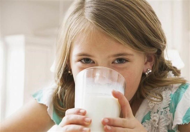 افرادی که مرتب شیر می‌نوشند به دو سرطان کمتر مبتلا می‌شوند/مردمی که روزی یک لیوان شیر مصرف می‌کنند