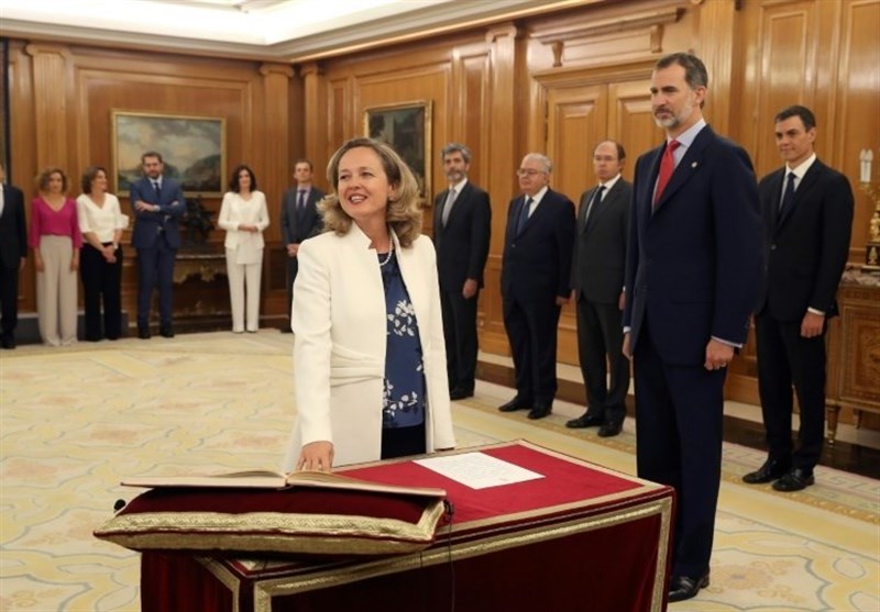Spain Swears in New Cabinet with Record Number of Women