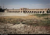 بحران آب ایران ــ 14 / روزهای پرتنش آبی اصفهان ؛ اصفهانی ها برای کاهش 20 درصدی مصرف بسیج شوند