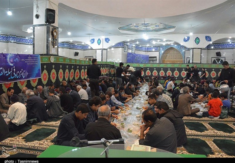 تهران| روایت دلدادگی در ماه بندگی؛ پذیرایی از مهمانان خدا با افطاری ساده در دماوند+تصاویر