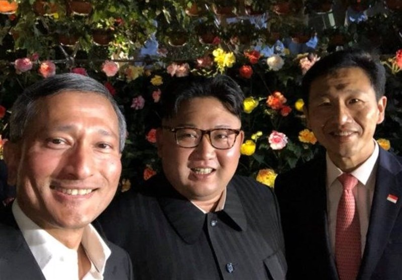 پیاده‌روی و تفرج شبانه رهبر کره شمالی پیش از دیدار با ترامپ +عکس و فیلم