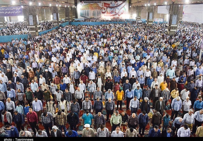 اقامه نماز عید فطر در اهواز به روایت تصویر
