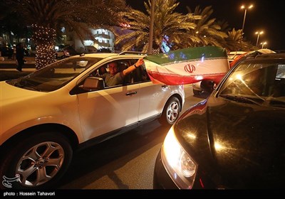 شادی مردم جزیره کیش پس از پیروزی تیم ملی فوتبال ایران مقابل مراکش