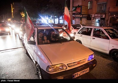 شادی مردم کرمانشاه پس از پیروزی تیم ملی فوتبال ایران مقابل مراکش