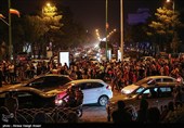 شادی مردم  اصفهان پس از پیروزی تیم ملی فوتبال ایران مقابل مراکش