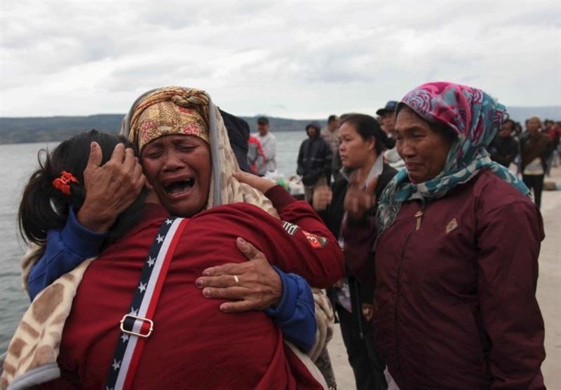 مفقود شدن 128 مسافر براثر غرق شدن قایق در اندونزی