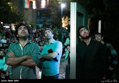  Iran Football Fans Gather in Public Places to Watch World Cup Match