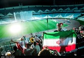 مشاهدة مباراة المنتخب الإیرانی لکرة القدم أمام اسبانیا فی ملعب آزادی فی طهران