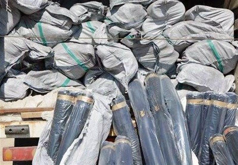 قاچاق 400 میلیارد تومانی پارچه از یک شناور در سواحل استان بوشهر کشف شد