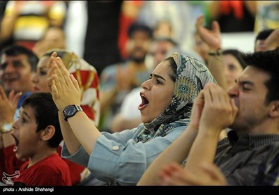 تماشاگران فوتبال ایران اسپانیا