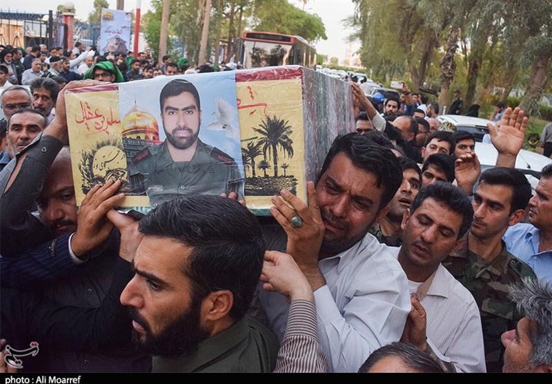 پیکر شهید سید فاضل موسوی‌امین در اهواز تشییع شد