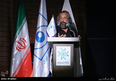 سخنرانی حافظ القرآن عضو انجمن صنفی عکاسان مطبوعاتی ایران