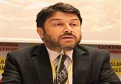 رئیس فرع "العفو الدولیة" الترکی باقٍ فی سجنه