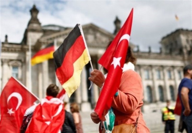 درخواست پناهندگی 300 دیپلمات ترکیه‌ای به آلمان پس از کودتا