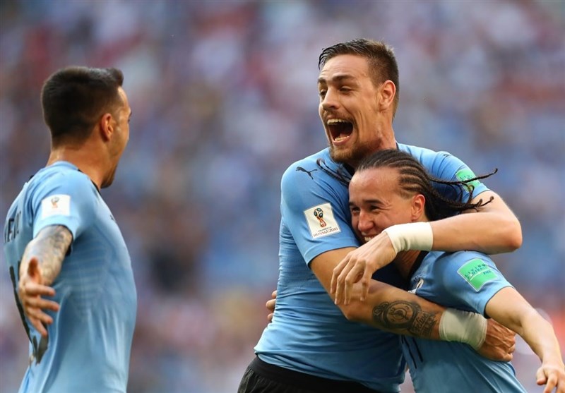 جام جهانی 2018|اروگوئه با پیروزی مقابل روسیه صدرنشین شد/ نماینده آمریکای جنوبی در انتظار اسپانیا، پرتغال یا ایران