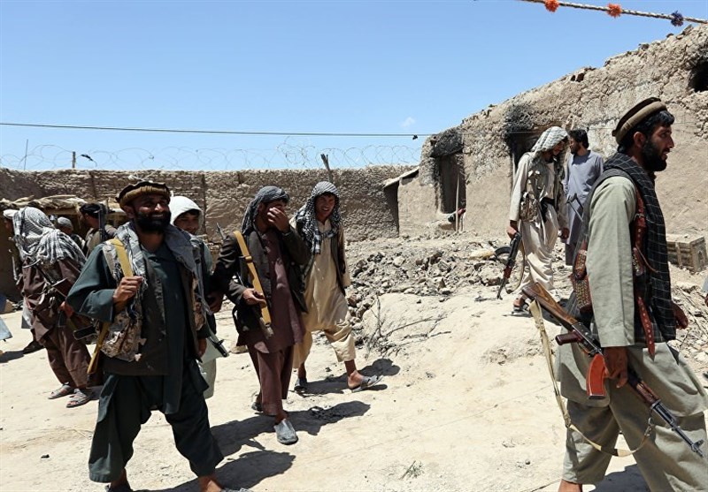 درگیری بین گروه تروریستی داعش و مردم در شرق افغانستان