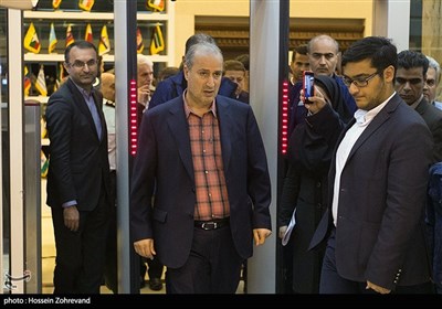 Team Melli Warmly Received by Fans at Tehran Airport