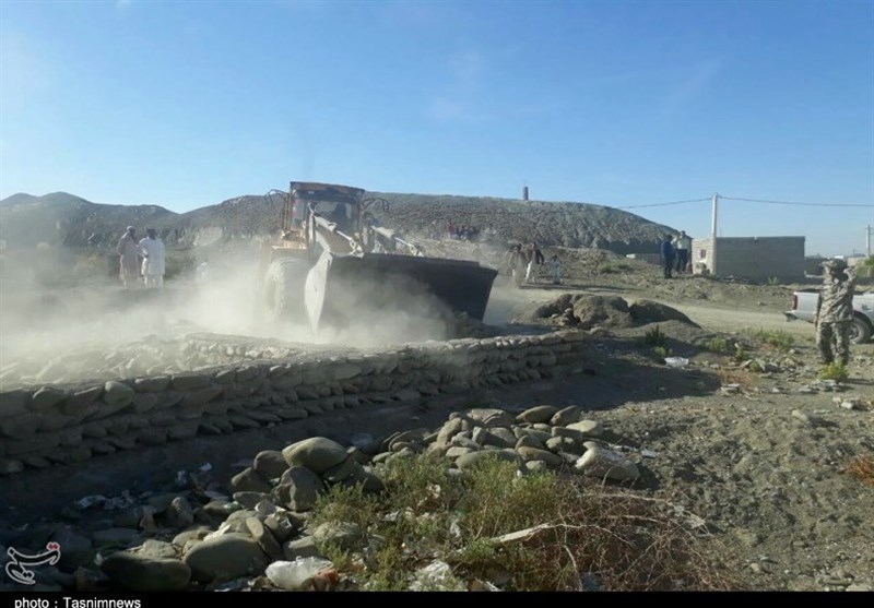 رفع تصرف بیش از 157 هکتار اراضی ملی قشم؛ شهروندان تخریب و تصرف اراضی را گزارش کنند