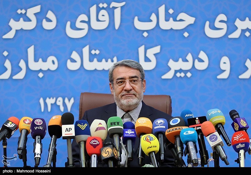 وزیر الداخلیة: ایران سترد بحزم على المجموعات الارهابیة التکفیریة