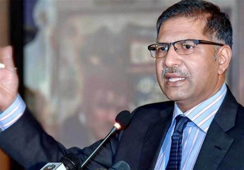 وزیر اطلاع رسانی پاکستان: نواز شریف درون هواپیما دستگیر خواهد شد