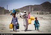 یک میلیون نفر در سیستان و بلوچستان "آب" ندارند؛ آیا انتقال آب از عمان به نتیجه میرسد؟