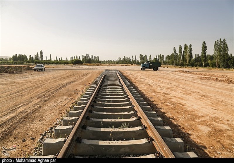 راه آهن قزوین-رشت 2 ماه دیگر به بهره‌برداری می‌رسد/ بهره‌برداری از راه‌اهن چابهار-زاهدان تا 2 سال آینده