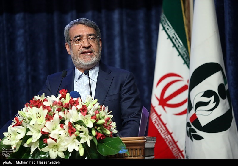 اصفهان| وزیر کشور: برخی ارز را گرفتند اما کالا وارد نکردند