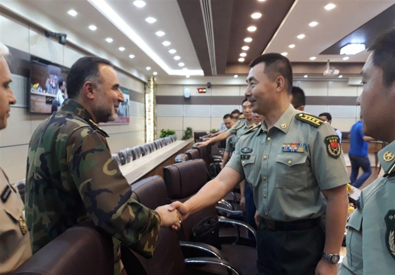 Iranian Army Commander, Chinese Military Delegation Meet in Tehran