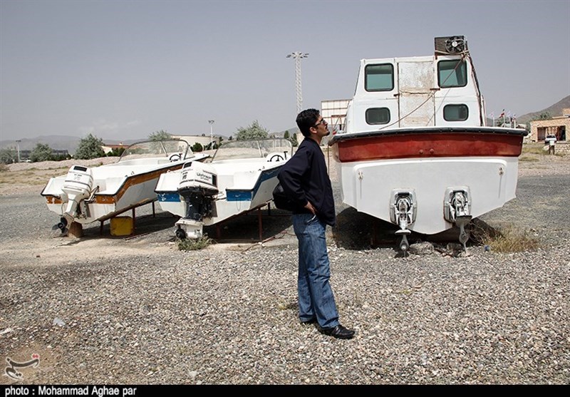 بحران دریاچه ارومیه مجتمع گردشگری باری را فلج کرد+تصاویر