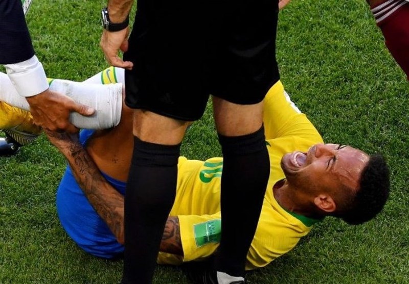 &apos;Neymar Challenge&apos; Taking Social Media by Storm (+Video)