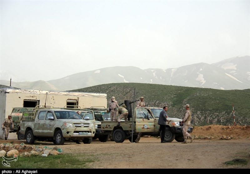 Gunmen Kill Border Guard West of Iran