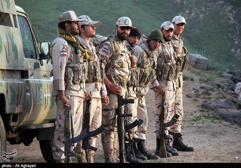 Iranian Border Guards Drive Away Terrorists in Southeast Region