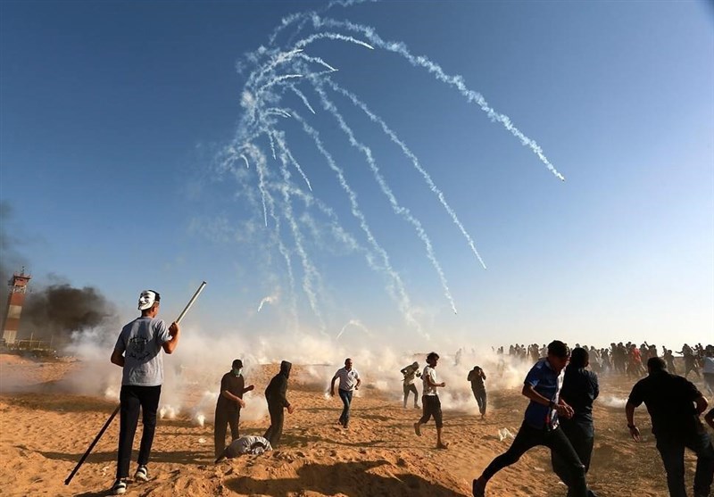 Israeli Troops Kill Palestinian at Gaza Border Protest