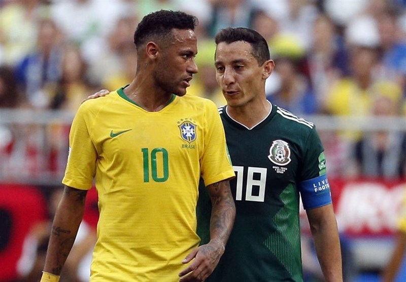 جام جهانی 2018| هافبک مکزیک بعد از حذف برزیل زخم زبان نیمار را تلافی کرد + عکس