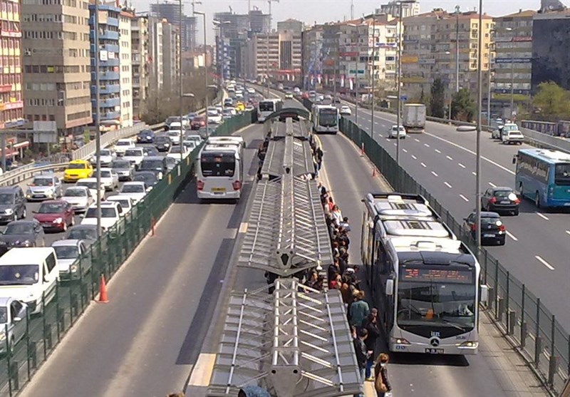 استفاده بیش از 142 میلیون نفر از سامانه اتوبوس تندروی استانبول