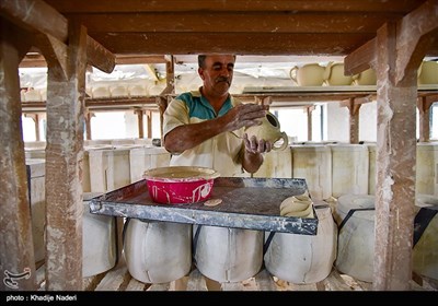 کارگاه قوری سازی به روش سنتی در اصفهان