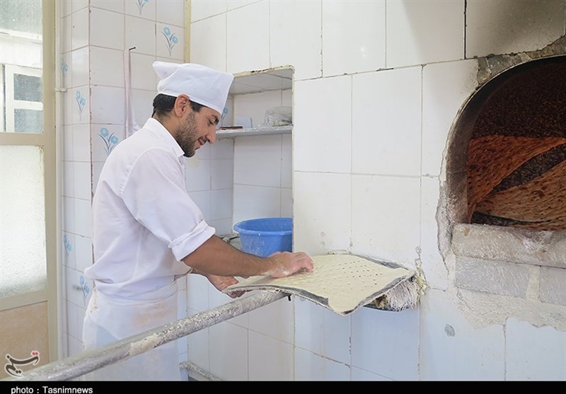 فارس ـ پای حرف نانوایان|نان نانوایی‌های شیراز با سیاست‌های غلط آجر شد/تضعیف جایگاه اقتصادی نانوایان