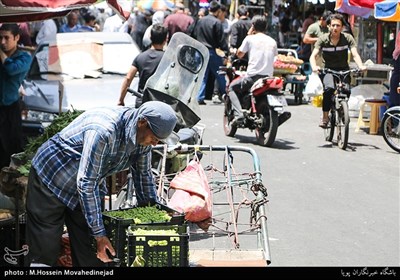 تهران در یک روز گرم تابستانی