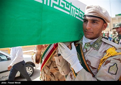 ورود پیکر ۶۰ شهید دفاع مقدس از مرز خسروی