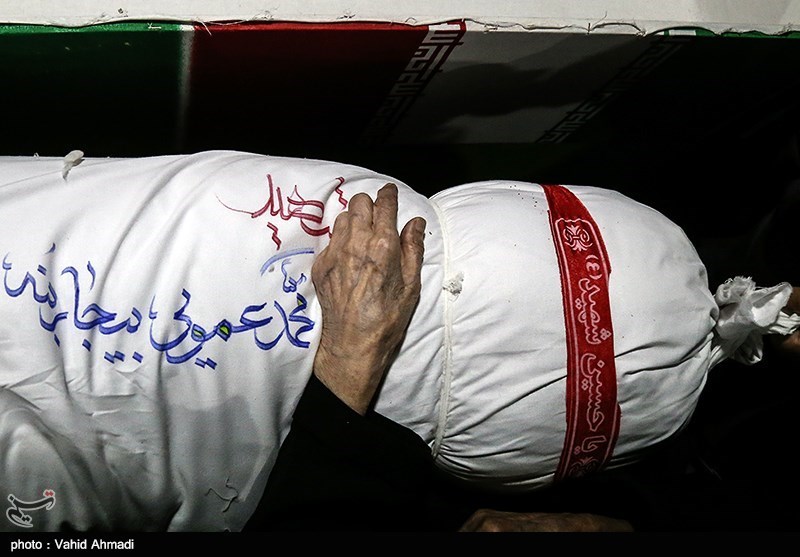 مراسم وداع با پیکر شهید تازه تفحص شده دفاع مقدس محمد عمویی