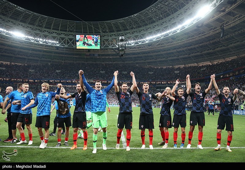 جام جهانی 2018 | هزینه سنگین کروات‌ها برای حضور در بازی فینال/ بررسی پرونده شعارهای تبعیض‌آمیز انگلیسی‌ها در فیفا