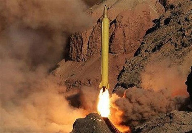 مقام آگاه نظامی: آزمایش‌های موشکی ایران دفاعی و برای پاسخ‌گویی به تجاوز‌های احتمالی است