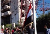 برافراشته شدن پرچم ملی سوریه بر خاستگاه فتنه بزرگ شام